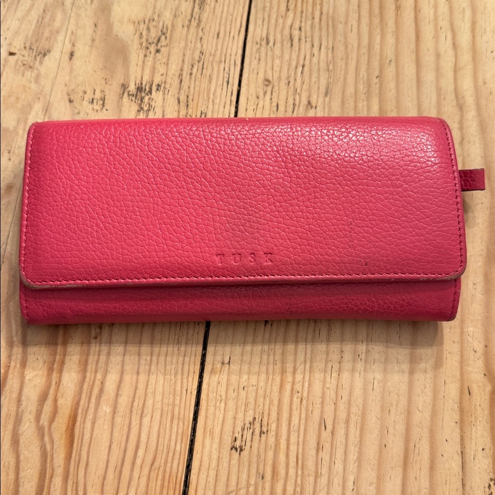 Tusk HOT pink pebble leather wallet